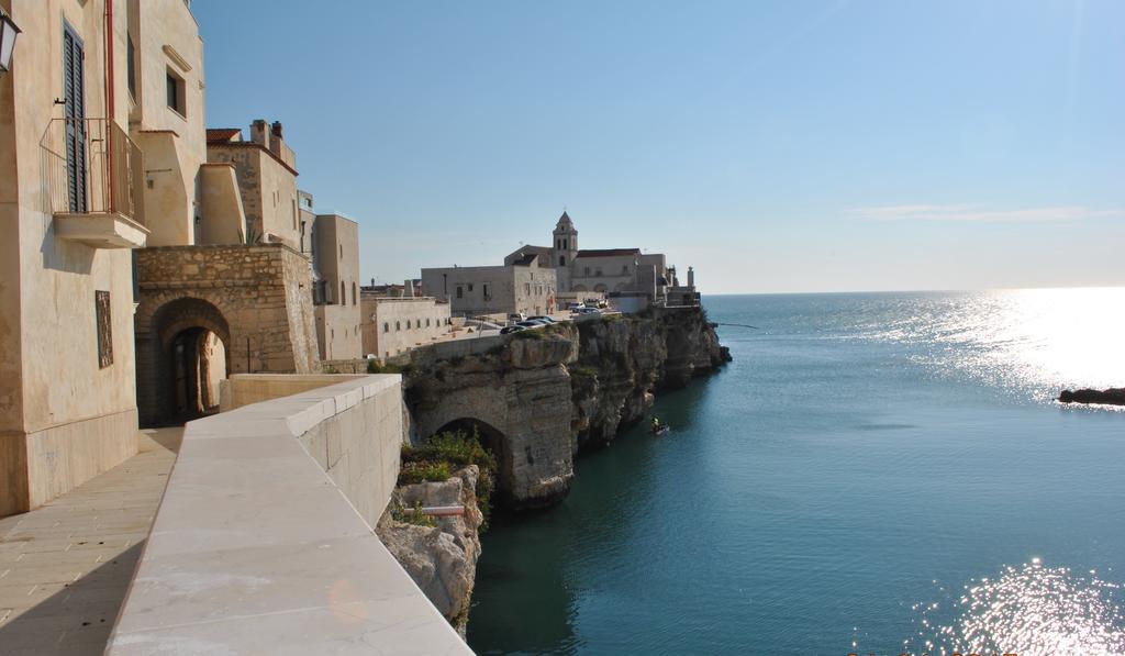 Camping Village Baia Falcone Vieste Exterior foto